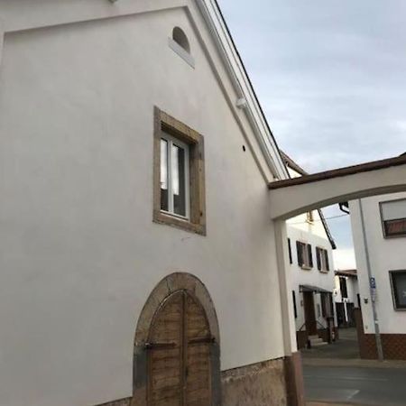 Вилла Ferienhaus „Uff'M Woikeller“ Meckenheim  Экстерьер фото